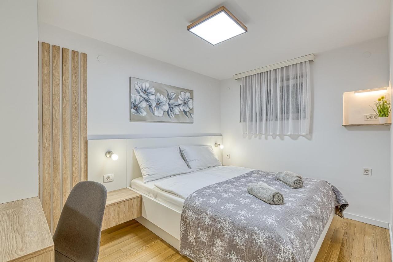 Apartments Pino Rovinj Eksteriør billede