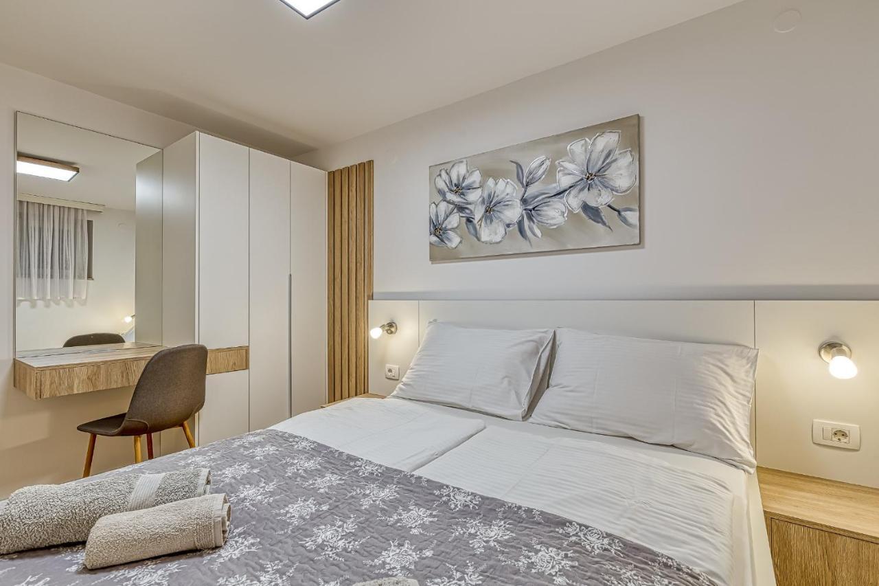 Apartments Pino Rovinj Eksteriør billede